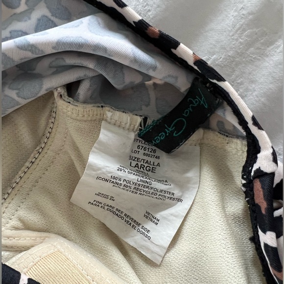 Women’s Leopard Full Piece Swim - Picture 4 of 4